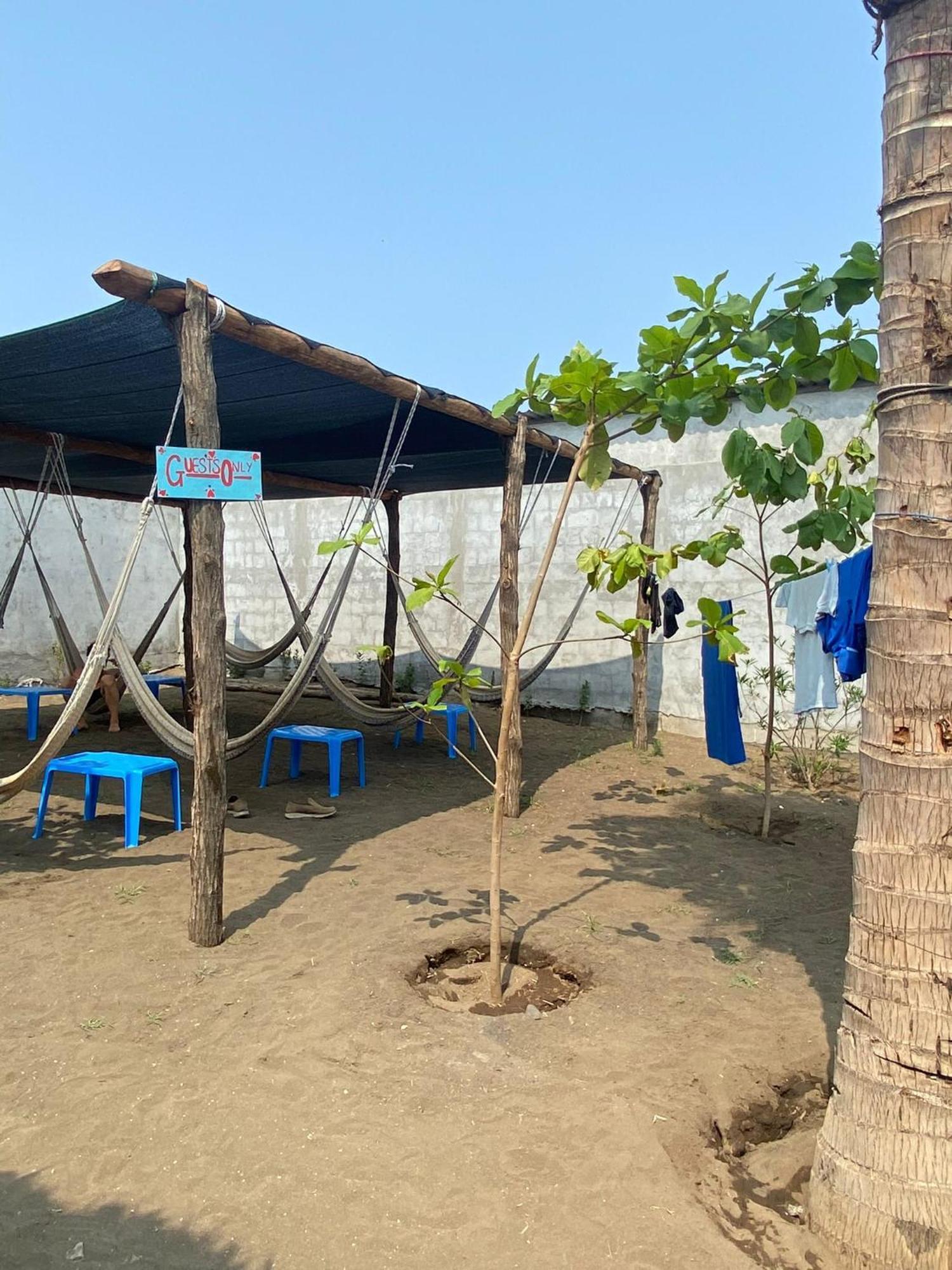 Playa De La Fuente Hostel El Paredon Exterior photo